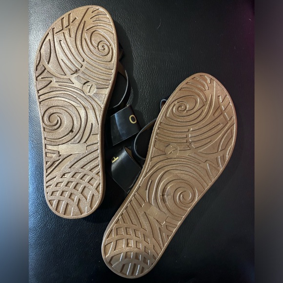 Puerto Rico Sandals - Picture 2 of 2